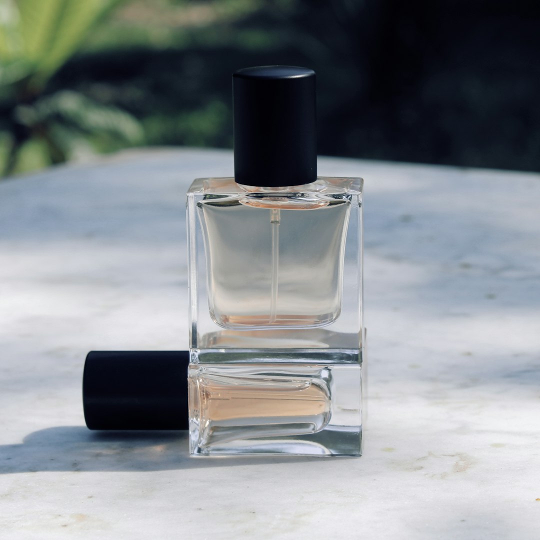 Generic illustrative perfume bottle — Dior Homme Intense 100ml Generic illustrative perfume bottle image for Dior Homme Intense 100ml; not an exact product photograph.
